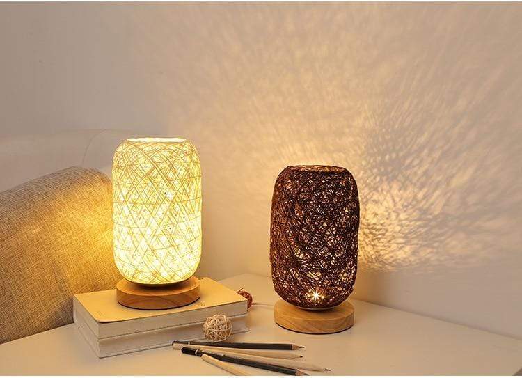 WovenAura - Lampe de nuit en rotin - Elégance artisanale - Ambiance chaleureuse