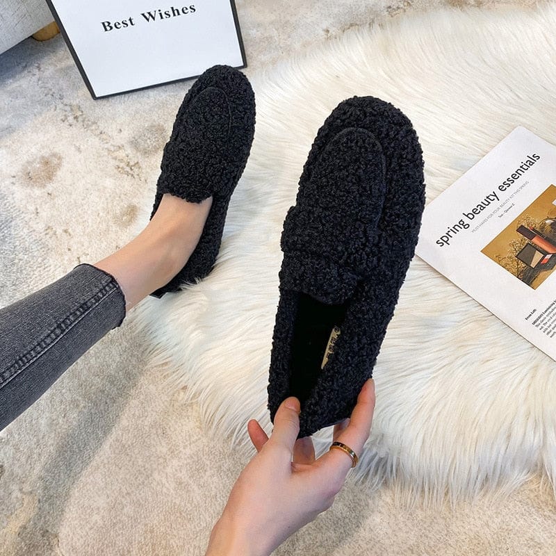 Mocassins ultra-minces pour un confort inégalé à la maison.